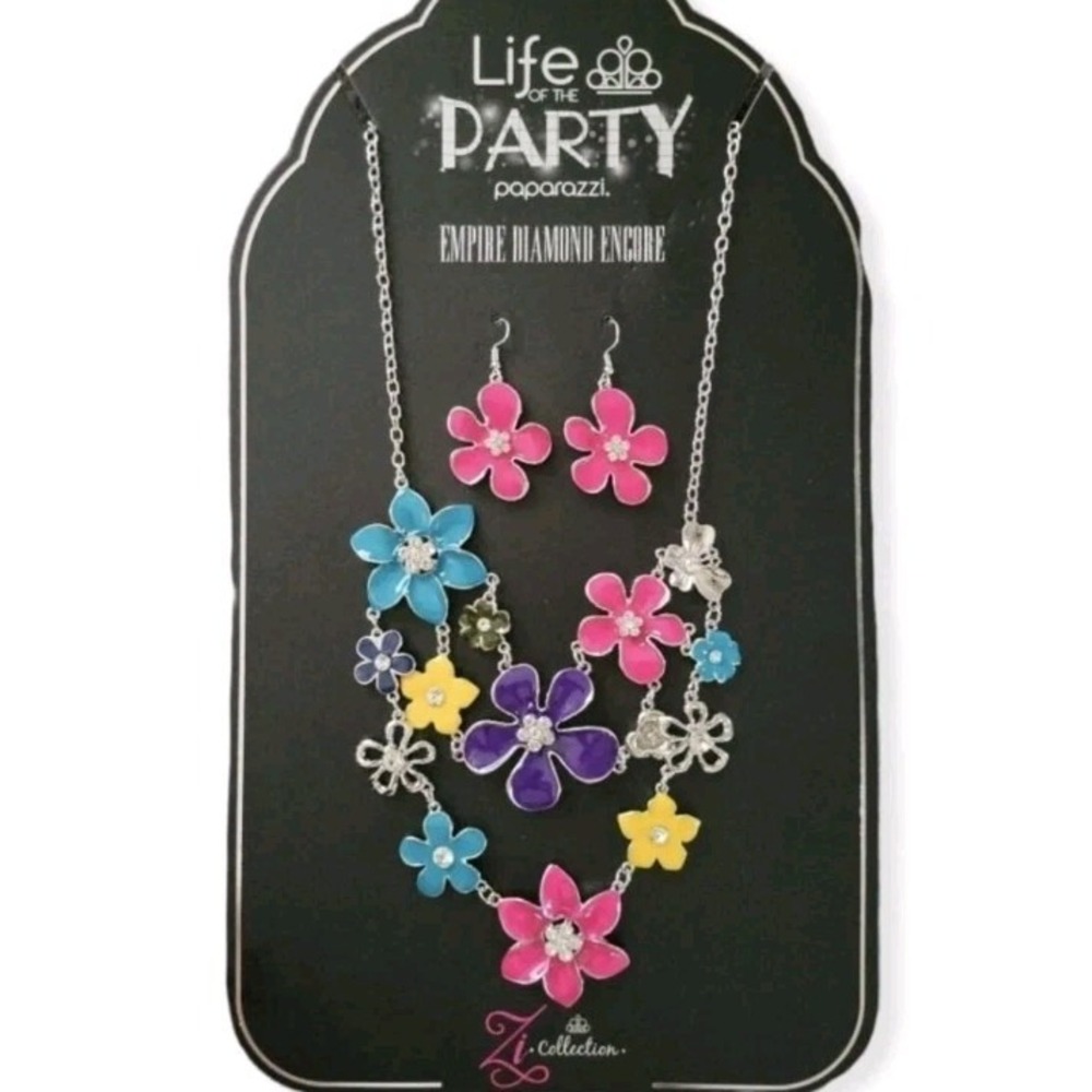 Statement Bold Paparazzi‎ Empire Diamond Encore Floral Zi Necklace Set